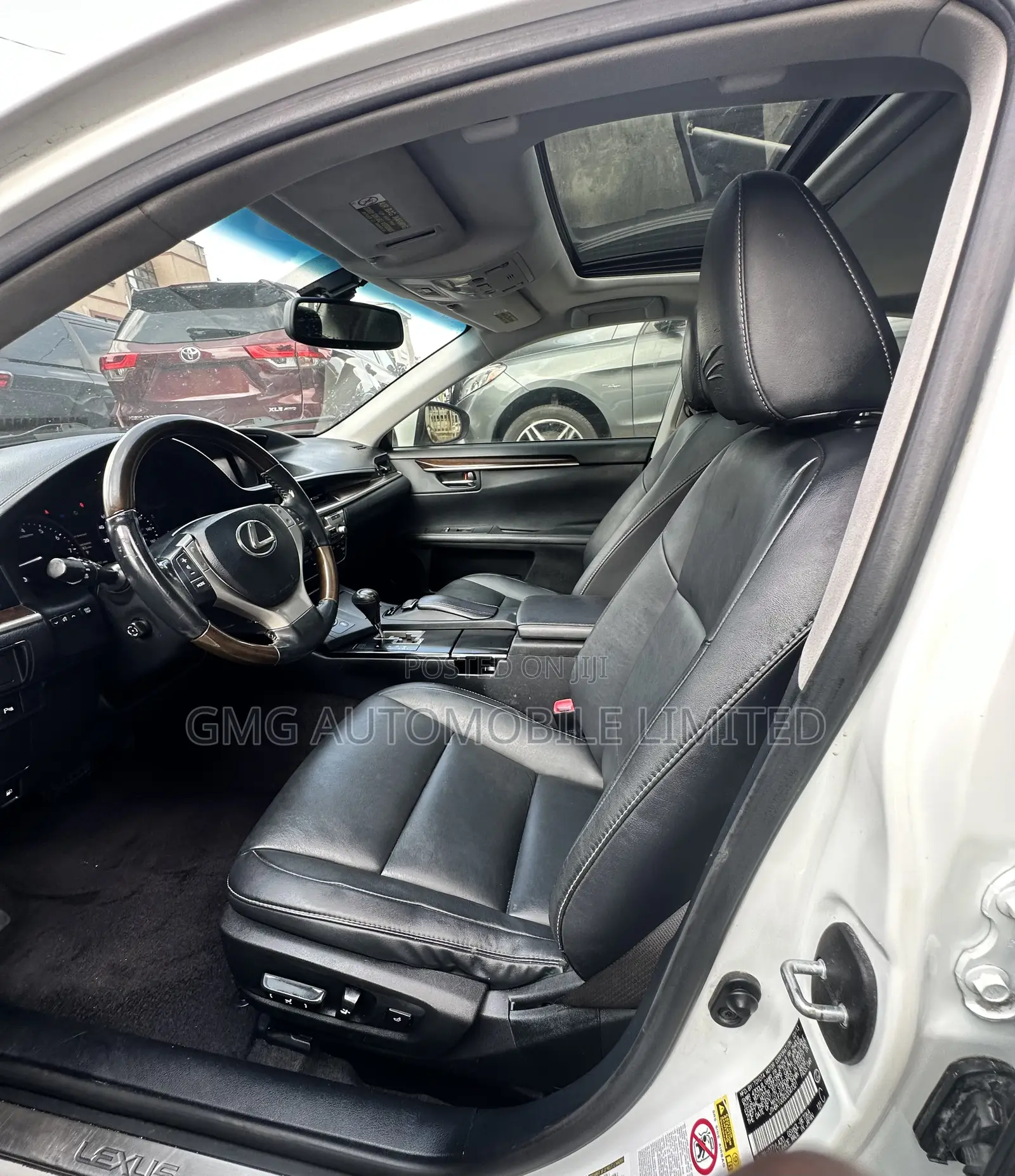Lexus ES 350 FWD 2013 White