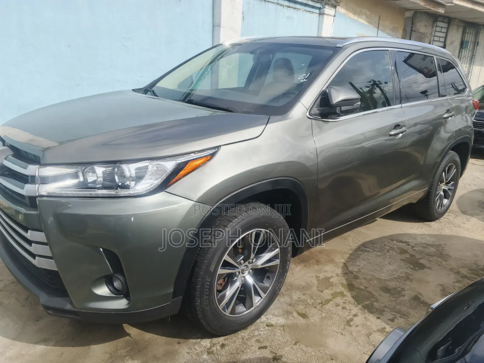 Toyota Highlander XLE V6 4x2 (3.5L 6cyl 6A) 2016
