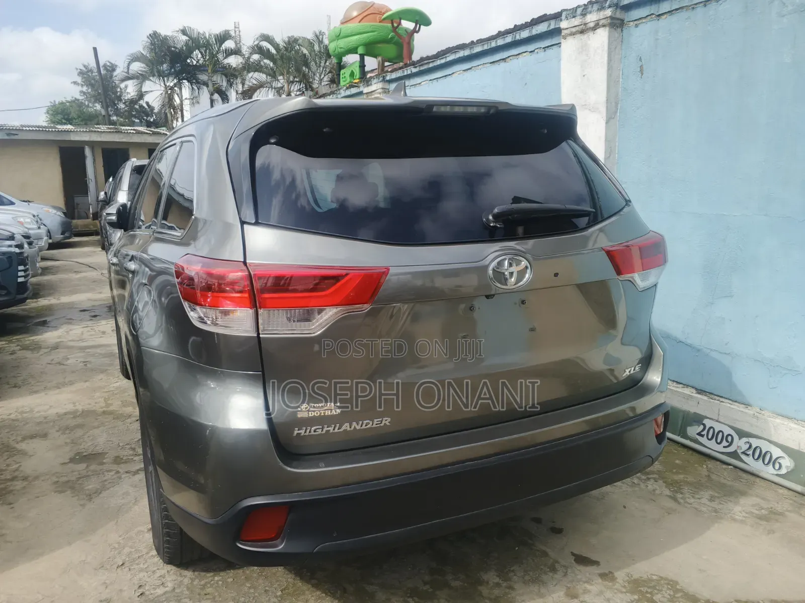 Toyota Highlander XLE V6 4x2 (3.5L 6cyl 6A) 2016
