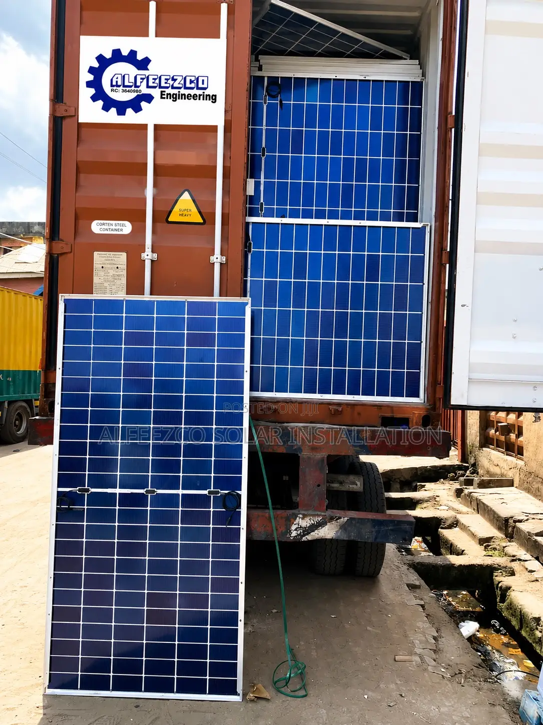 590watt Bifacial Solar Pannel Available