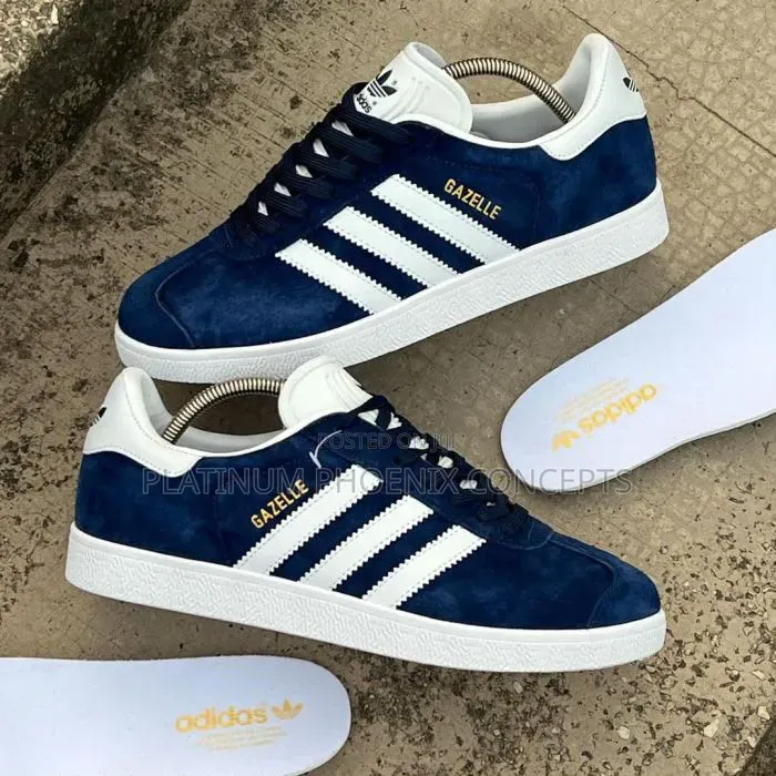 Adidas Original Sneakers
