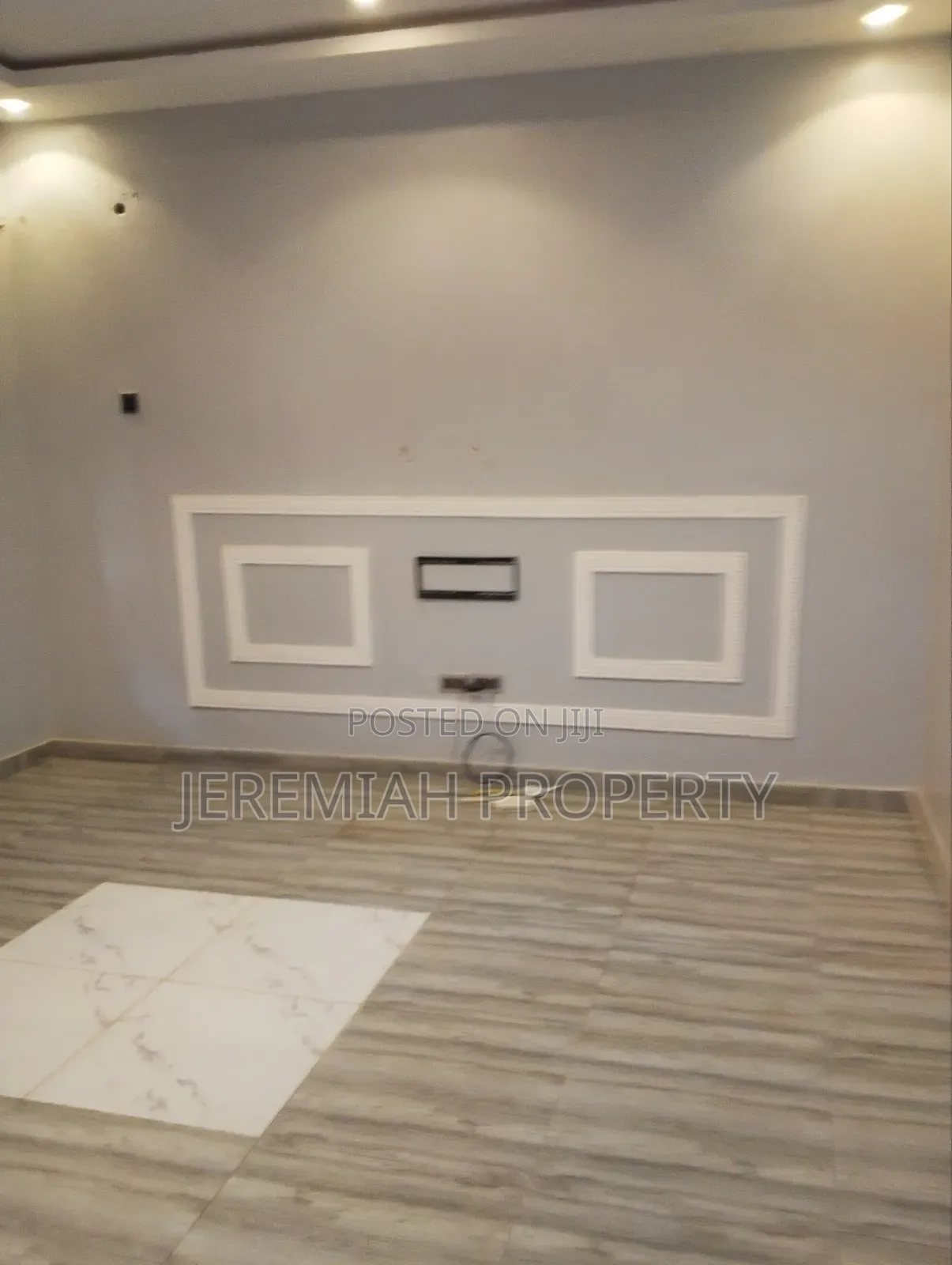 2bdrm Apartment in Omole Estate Phase 1, Berger for rent