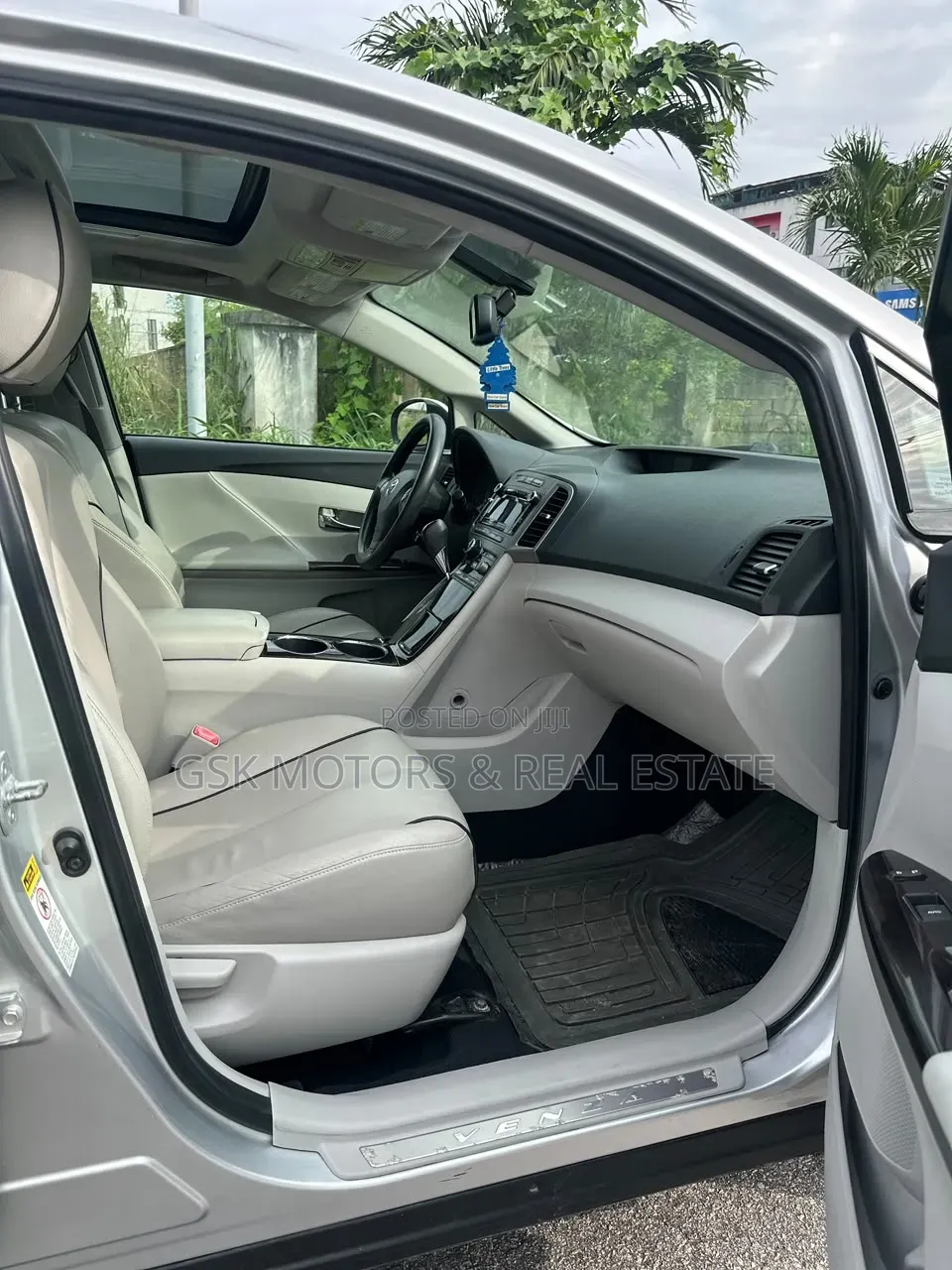 Toyota Venza 2012 Silver