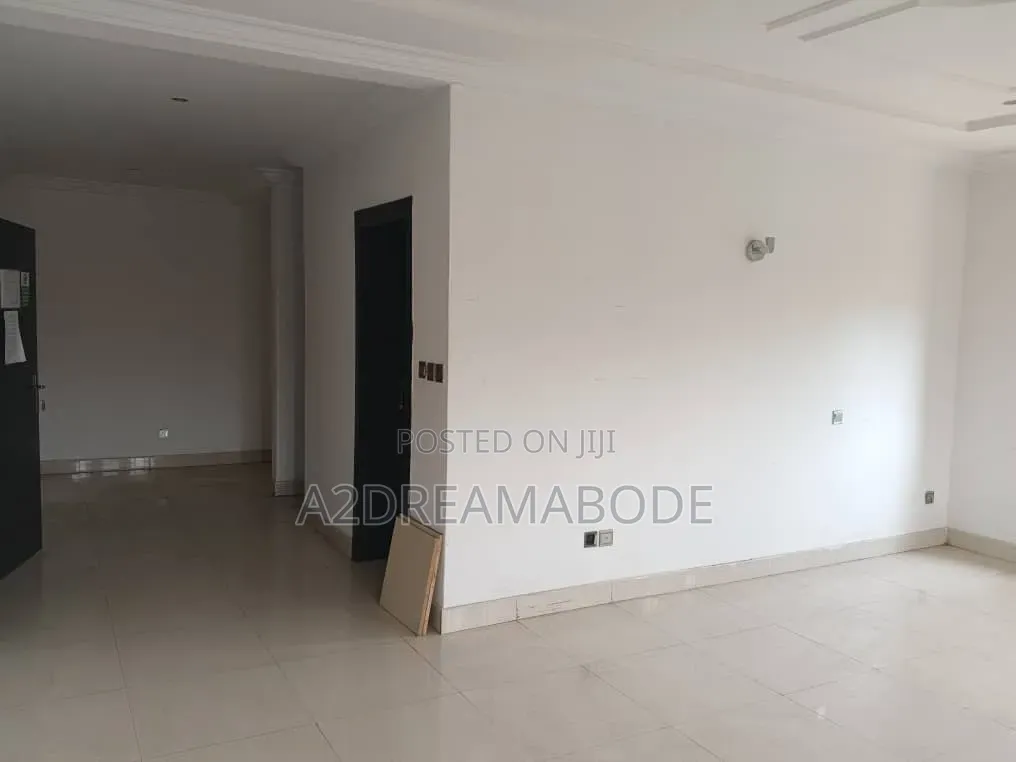 4bdrm Duplex in Ikeja Gra for rent