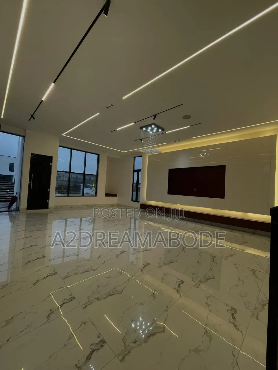5bdrm Duplex in Lekki, Ado / Ajah for sale