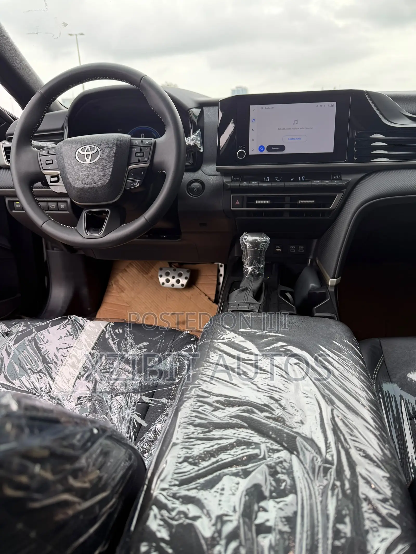 Toyota Camry SE 2025