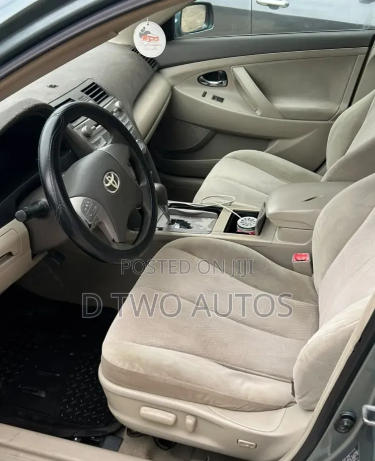 Toyota Camry 2011 Green
