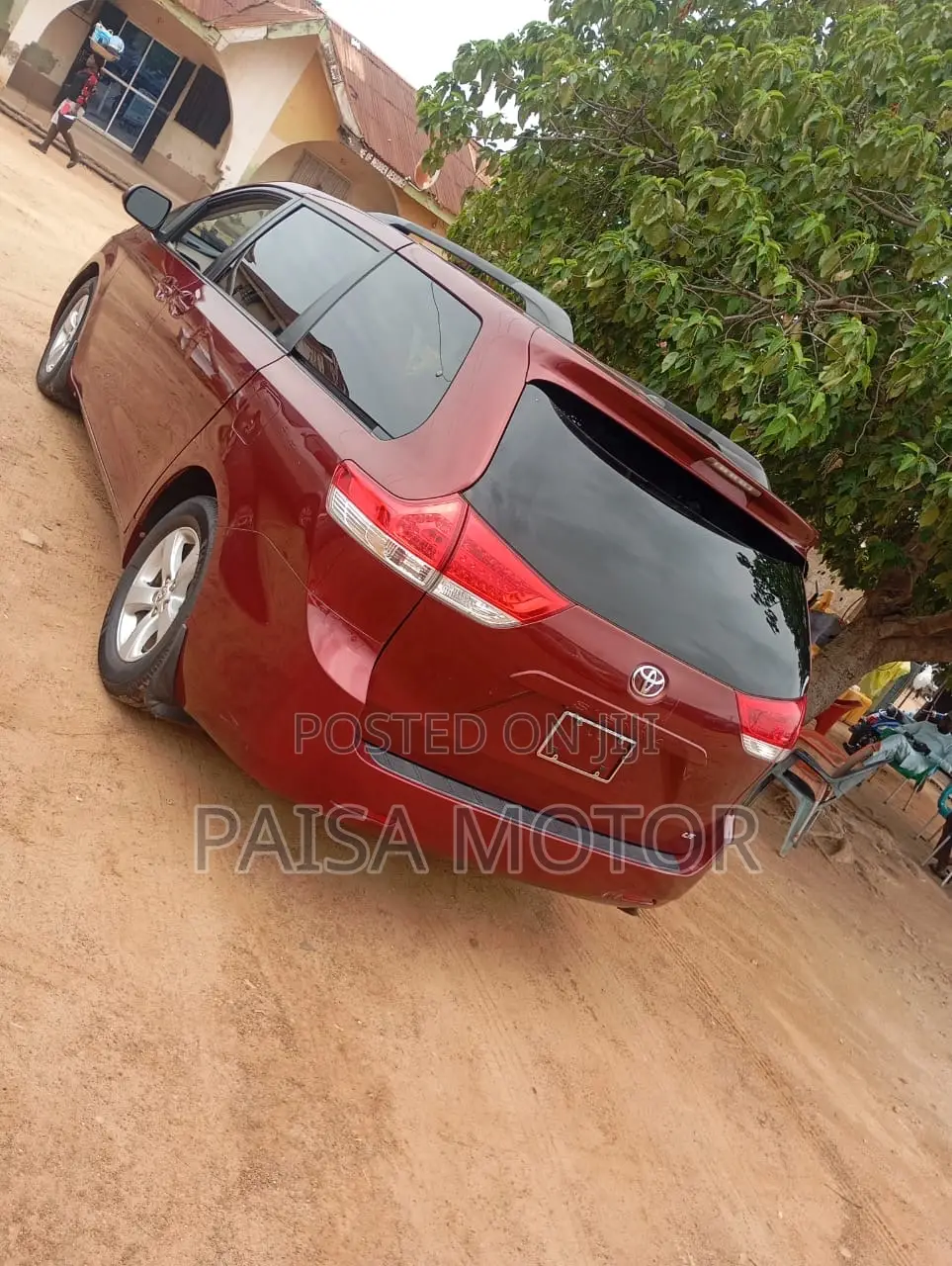 Toyota Sienna LE 7 Passenger 2011 Red