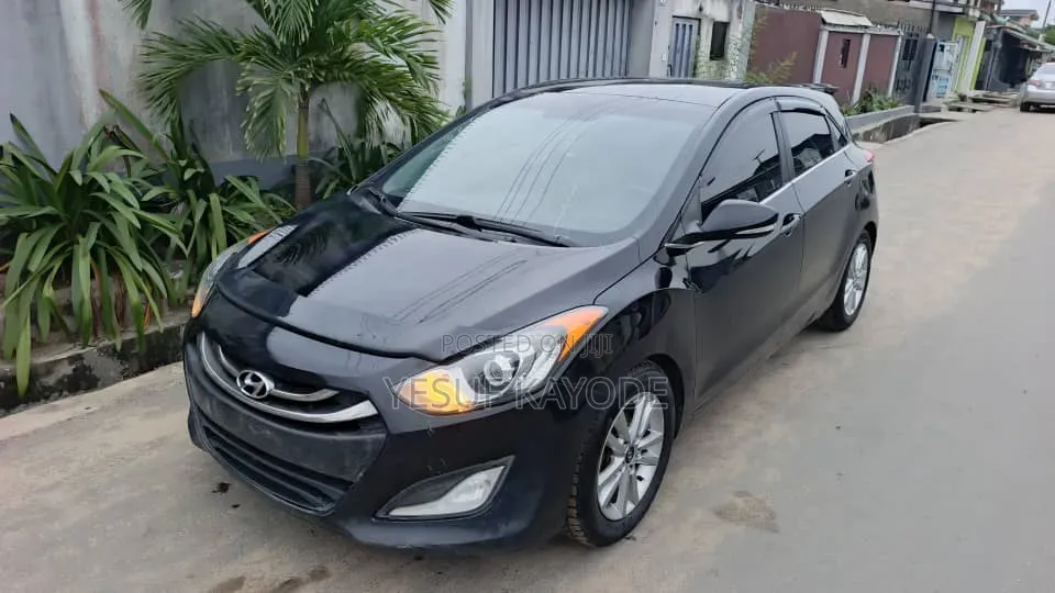 Hyundai Elantra 2013 Black