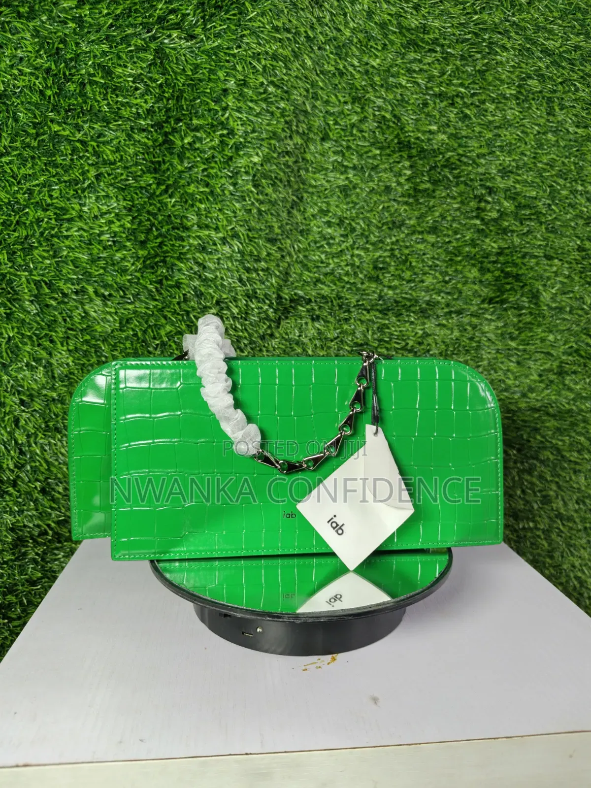 Emerald Green Structured Handbag.