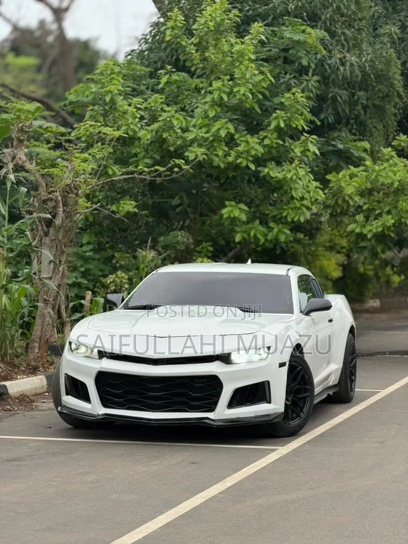 Chevrolet Camaro 2015 White