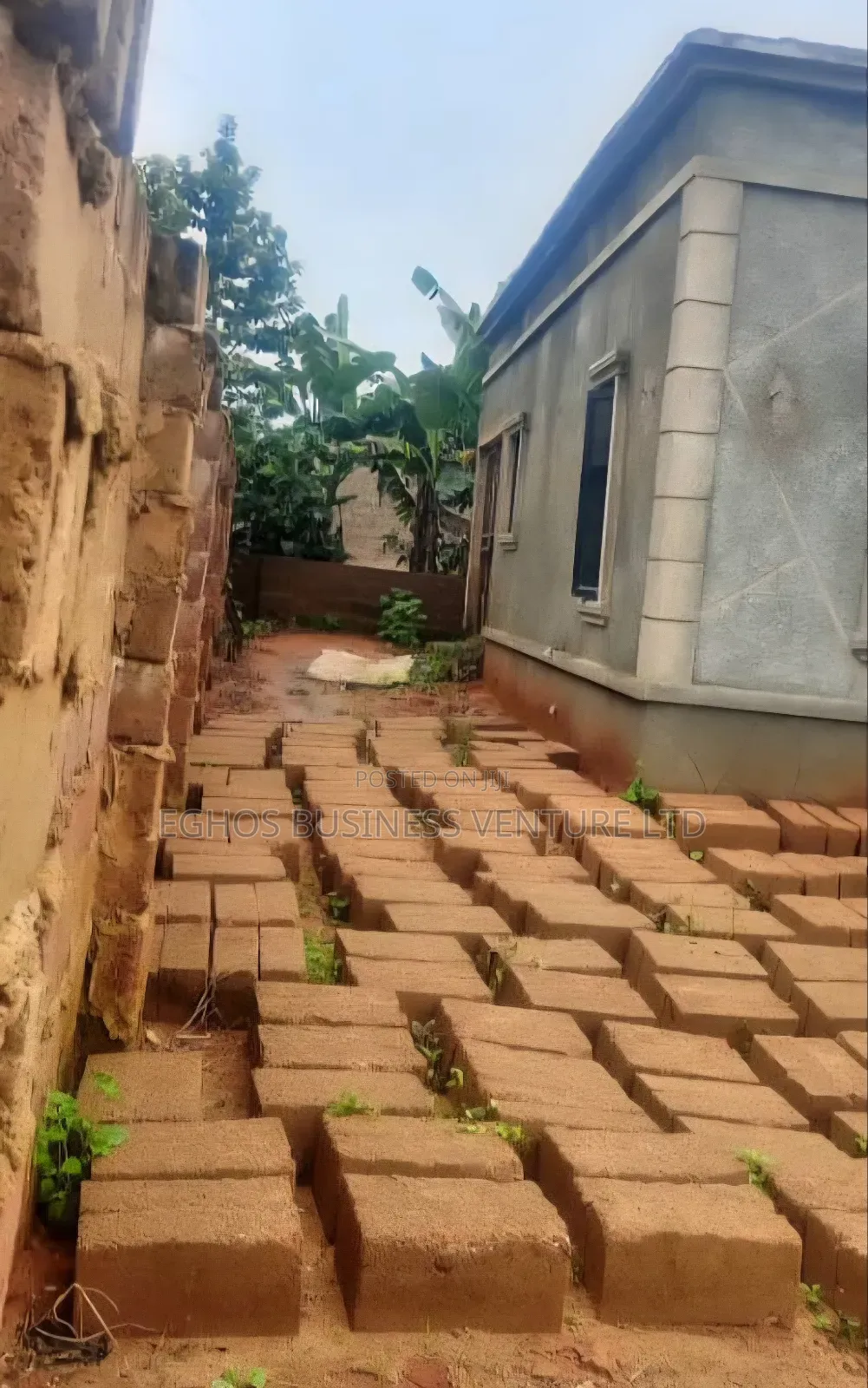 3bdrm Bungalow in Urhokhorkho, Benin City for Sale