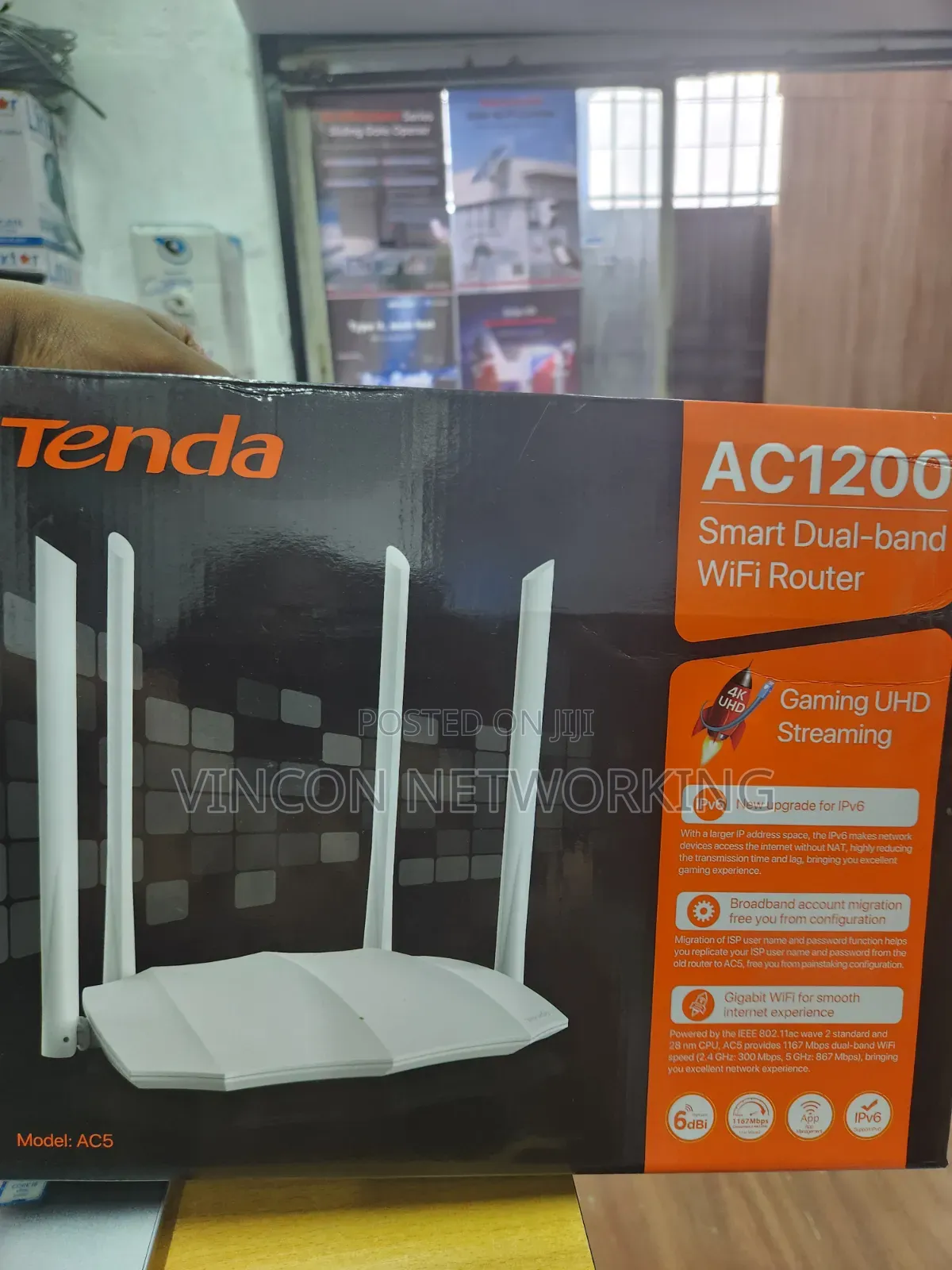 Tenda AC1200 Dual-Band Wi-Fi Router