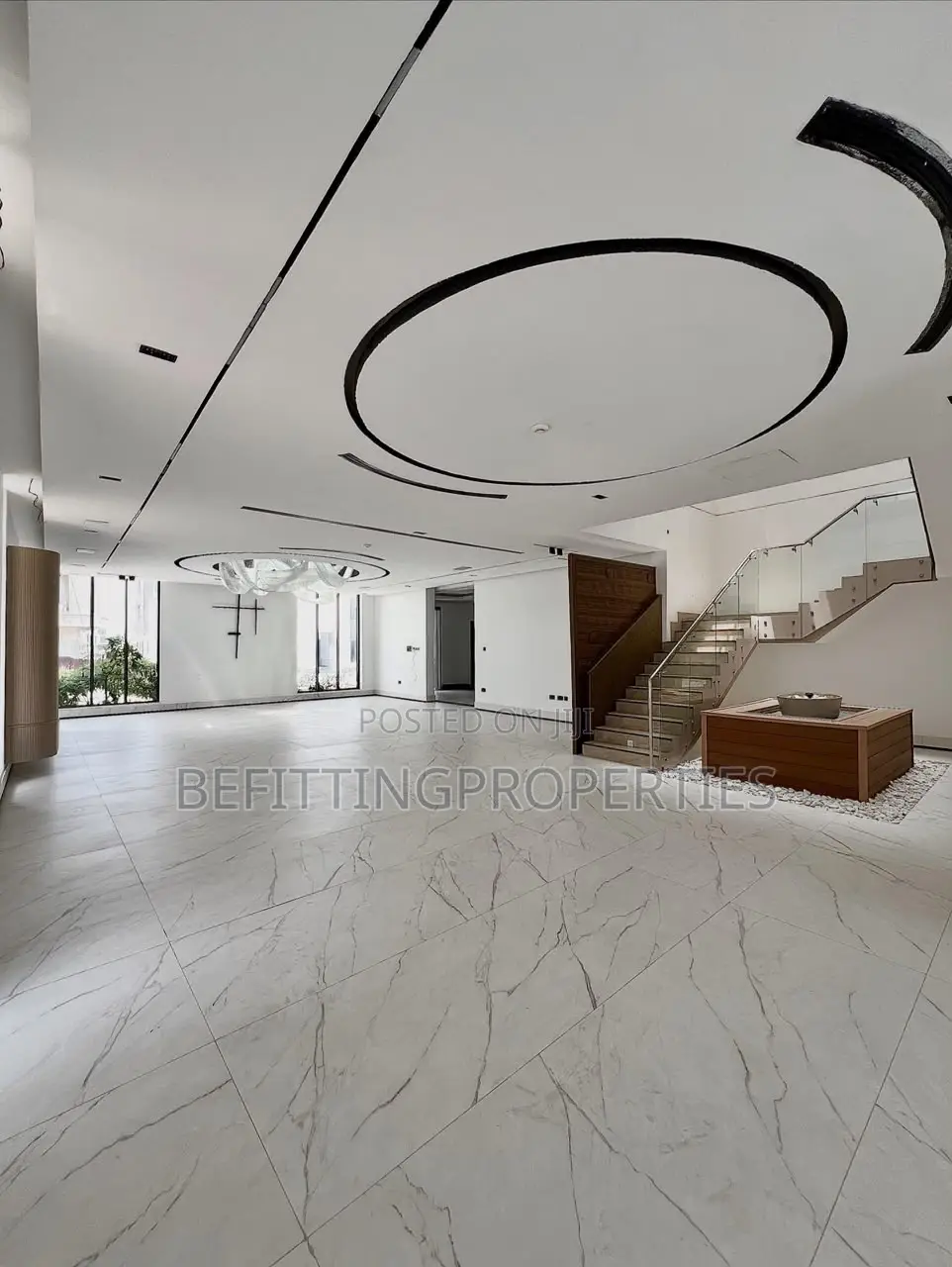 6bdrm Duplex in Lekki for sale