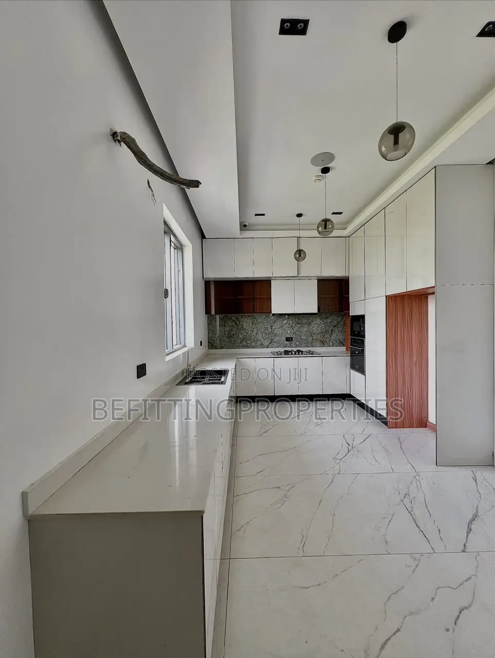 6bdrm Duplex in Lekki for sale