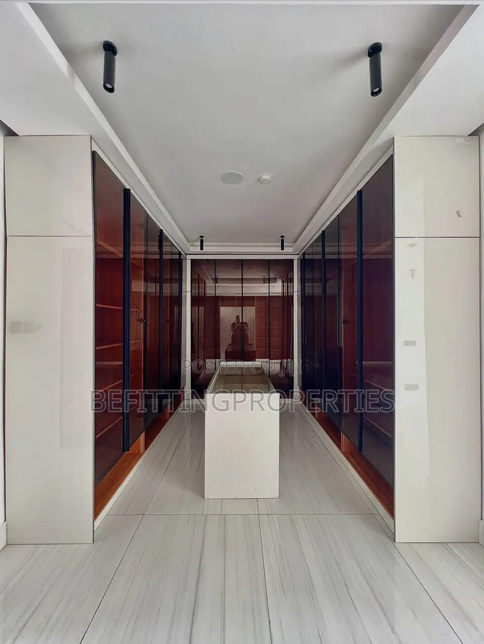 6bdrm Duplex in Lekki for sale
