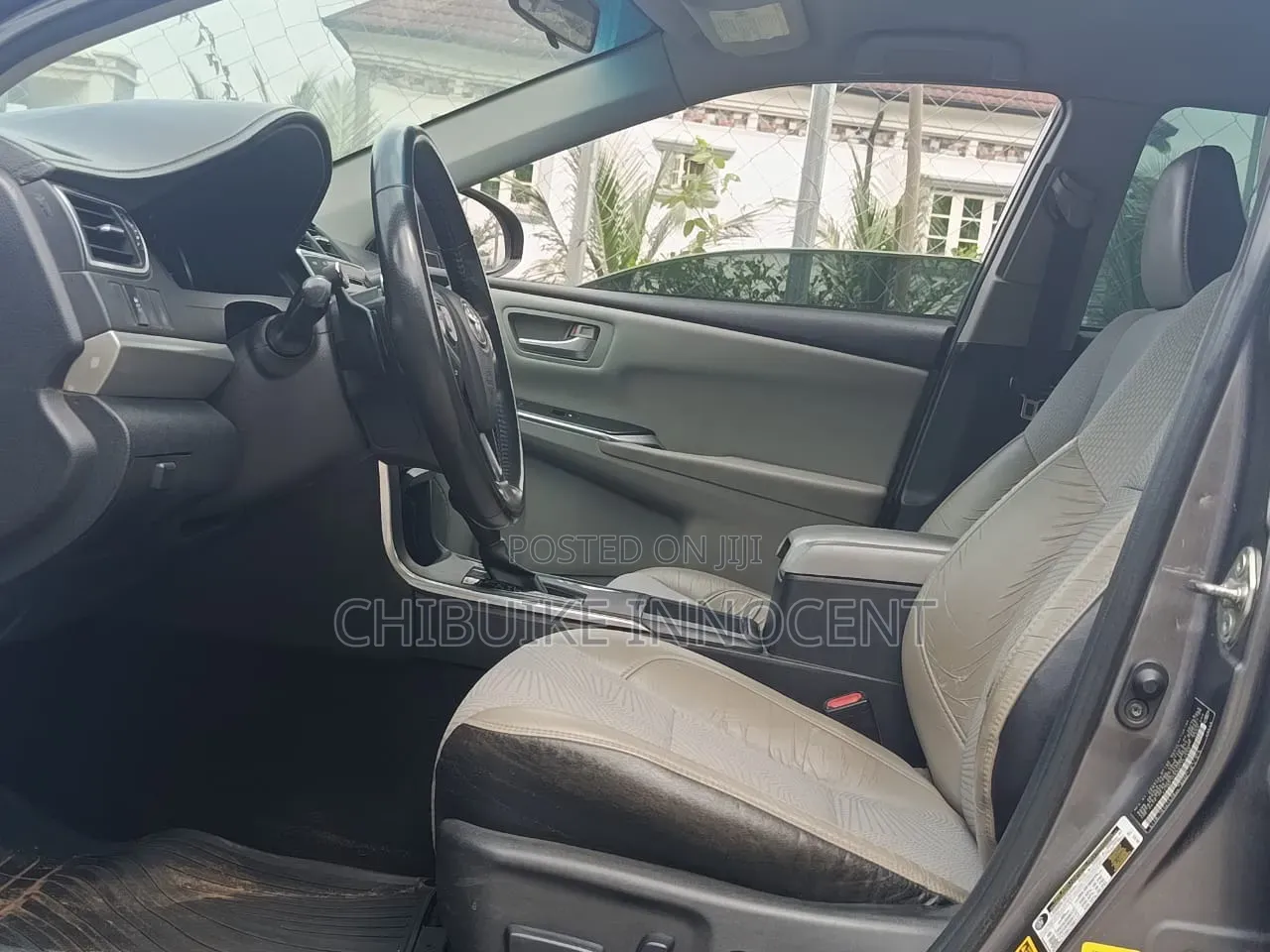 Toyota Camry 2016