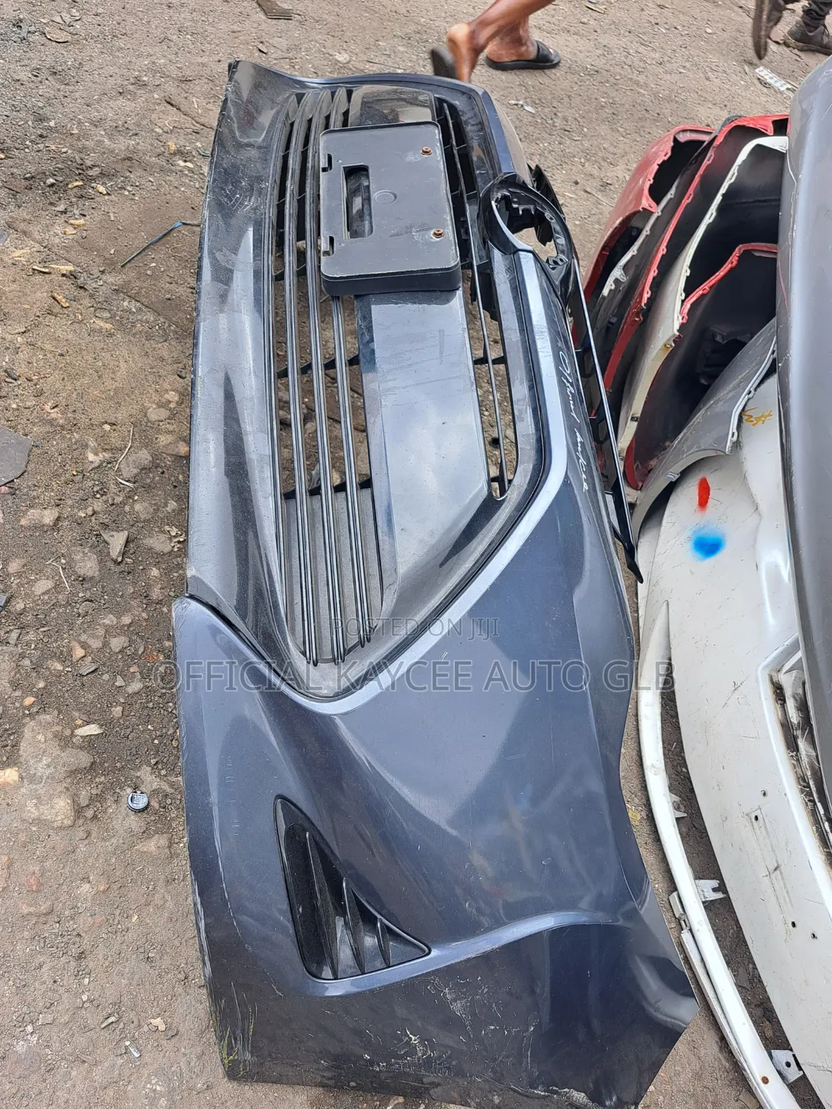 Complete Bumper Corolla2018 LE