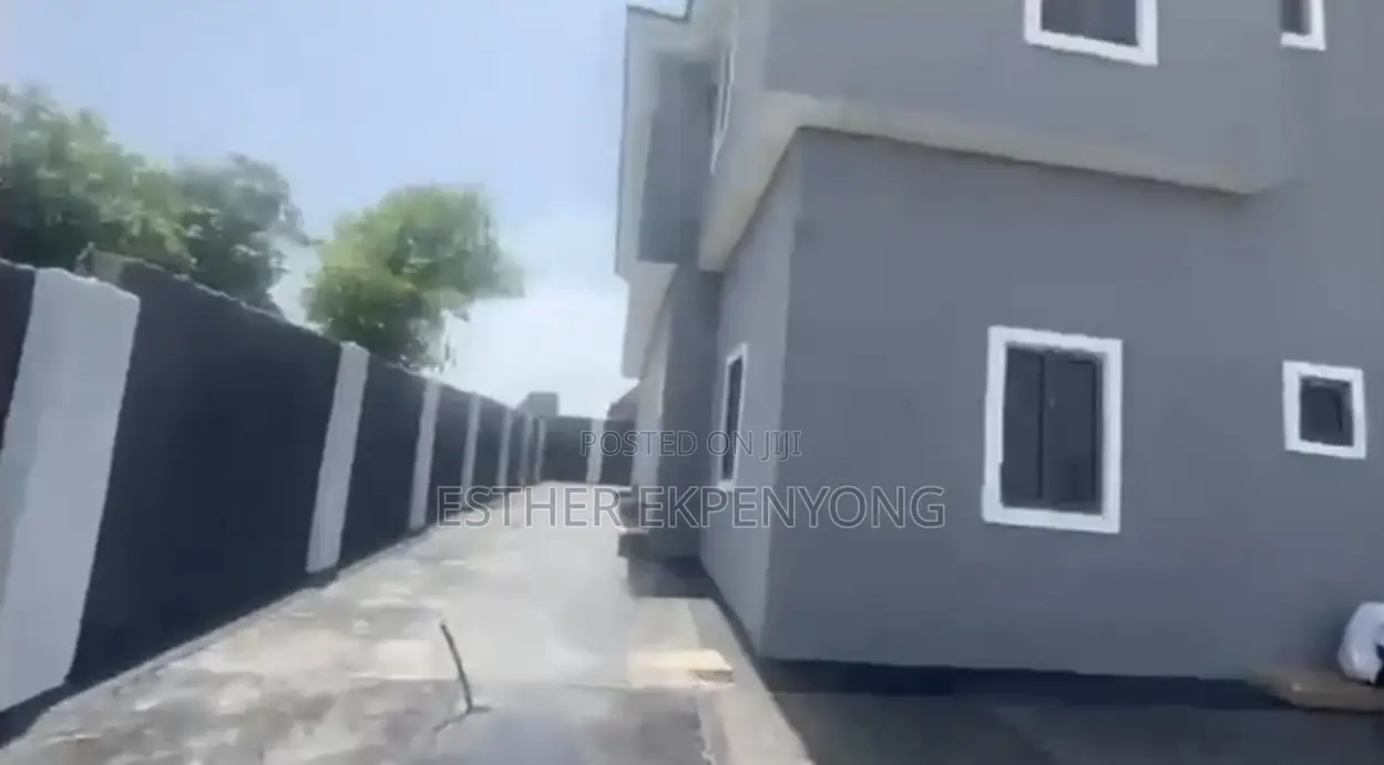 2bdrm Block of Flats in Kubwa for sale