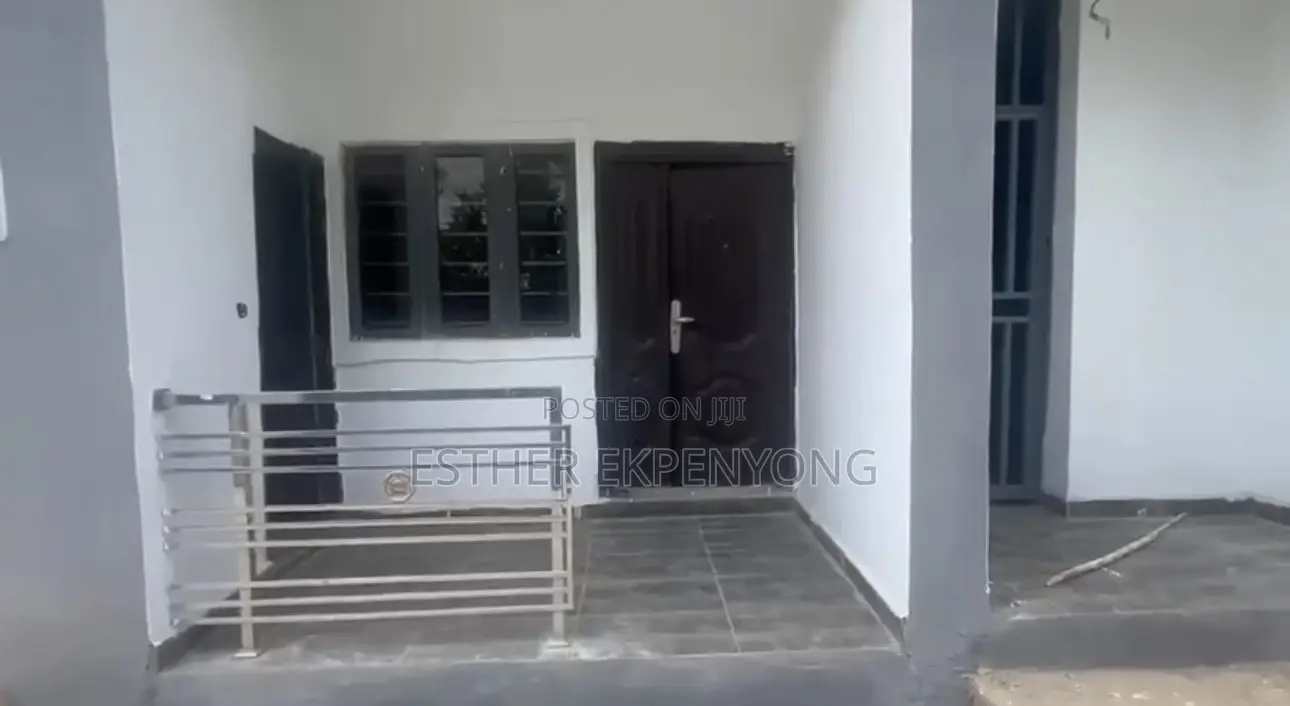 2bdrm Block of Flats in Kubwa for sale