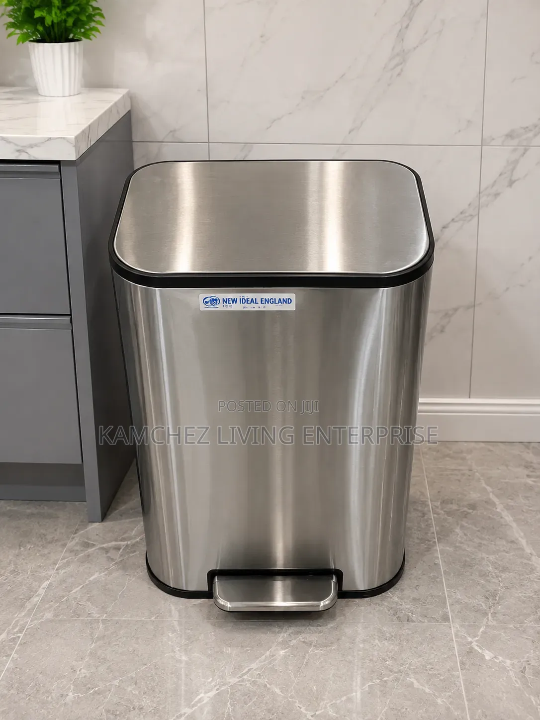 12L Quality Stainless Steel Pedal Bin – Modern Elegant