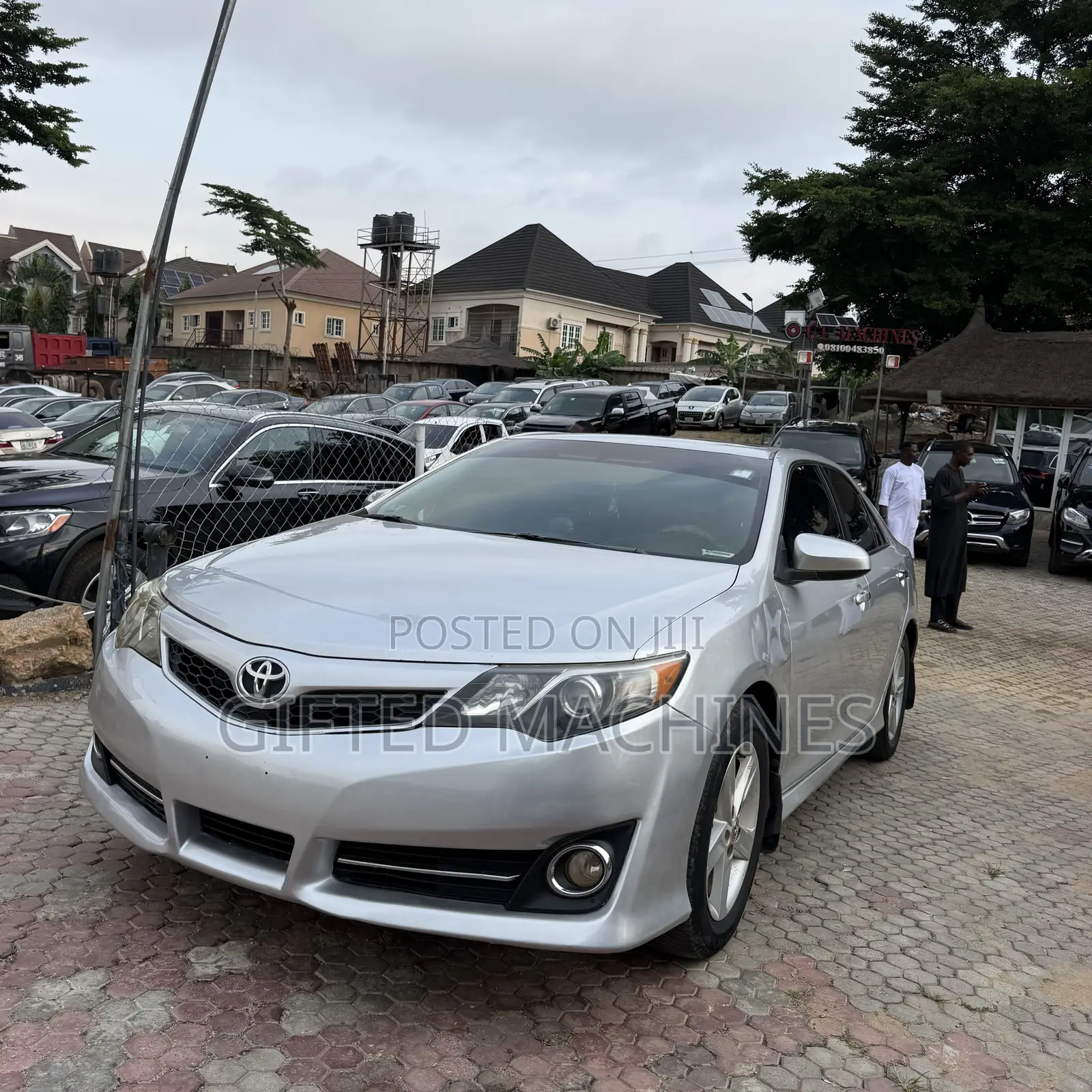 Toyota Camry 2013 Silver