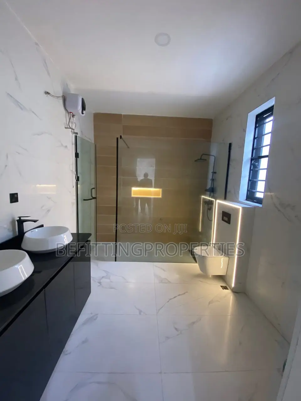 5bdrm Duplex in Lekki for sale