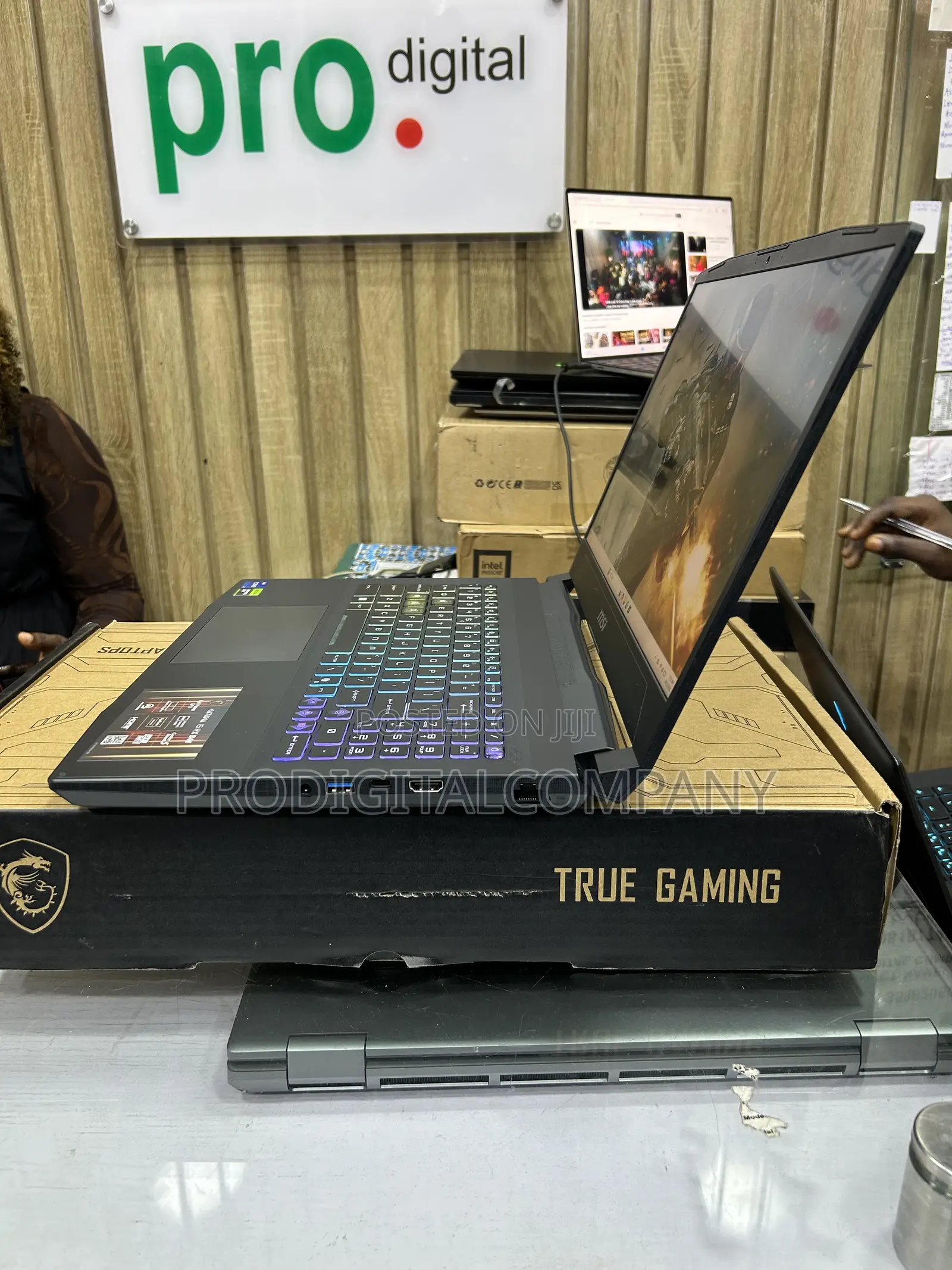 New Laptop MSI Katana 15 16GB Intel Core i7 SSD 1T