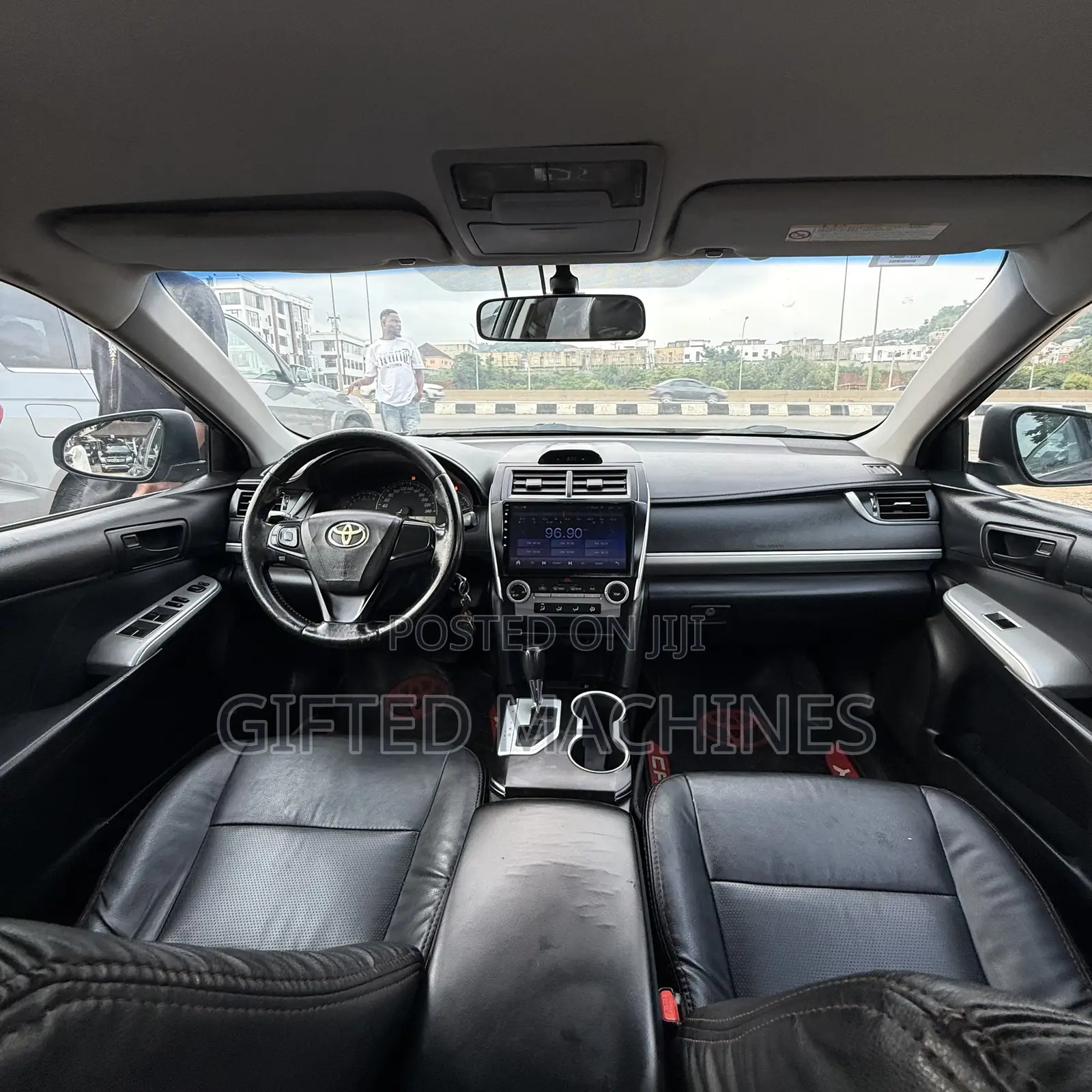 Toyota Camry 2016