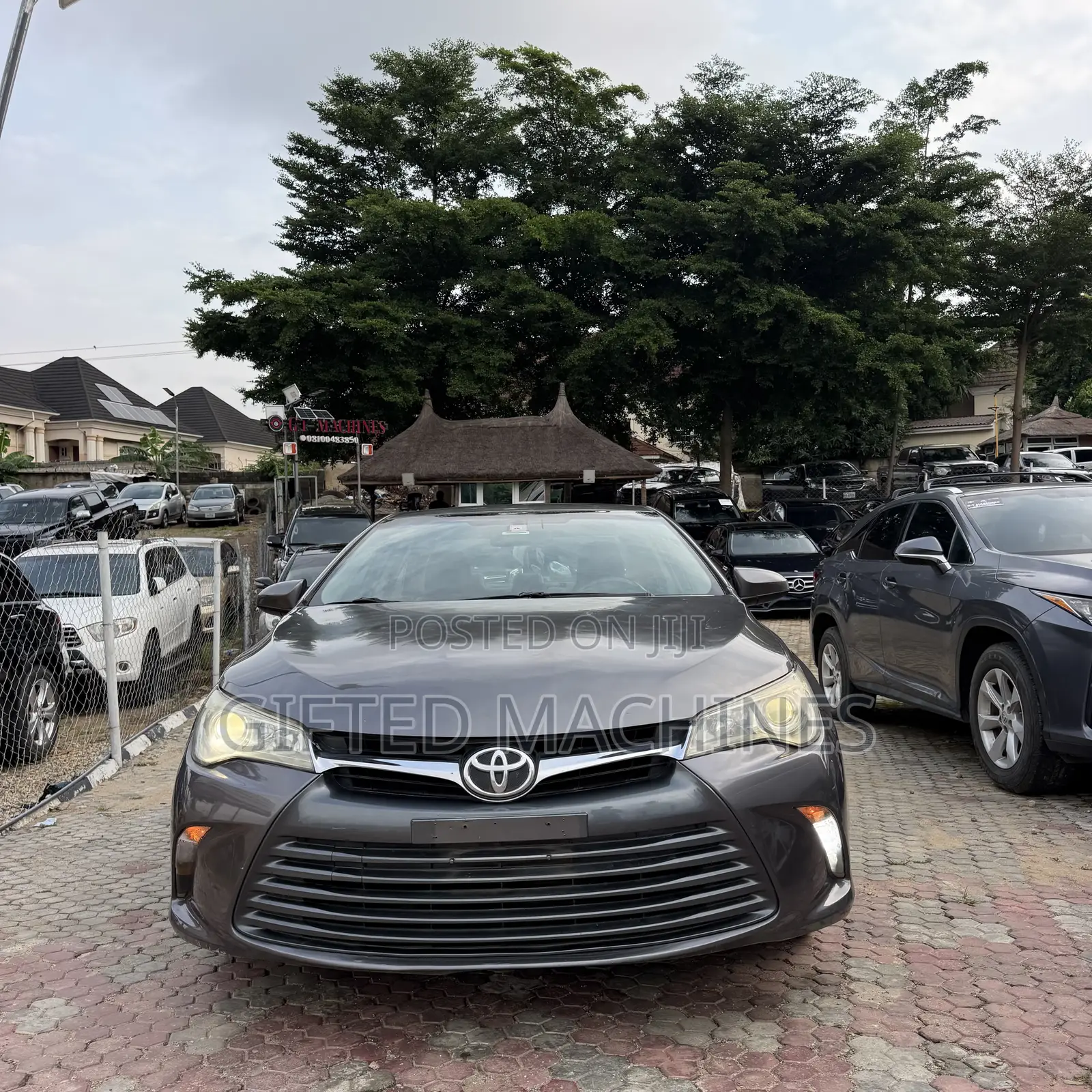 Toyota Camry 2016