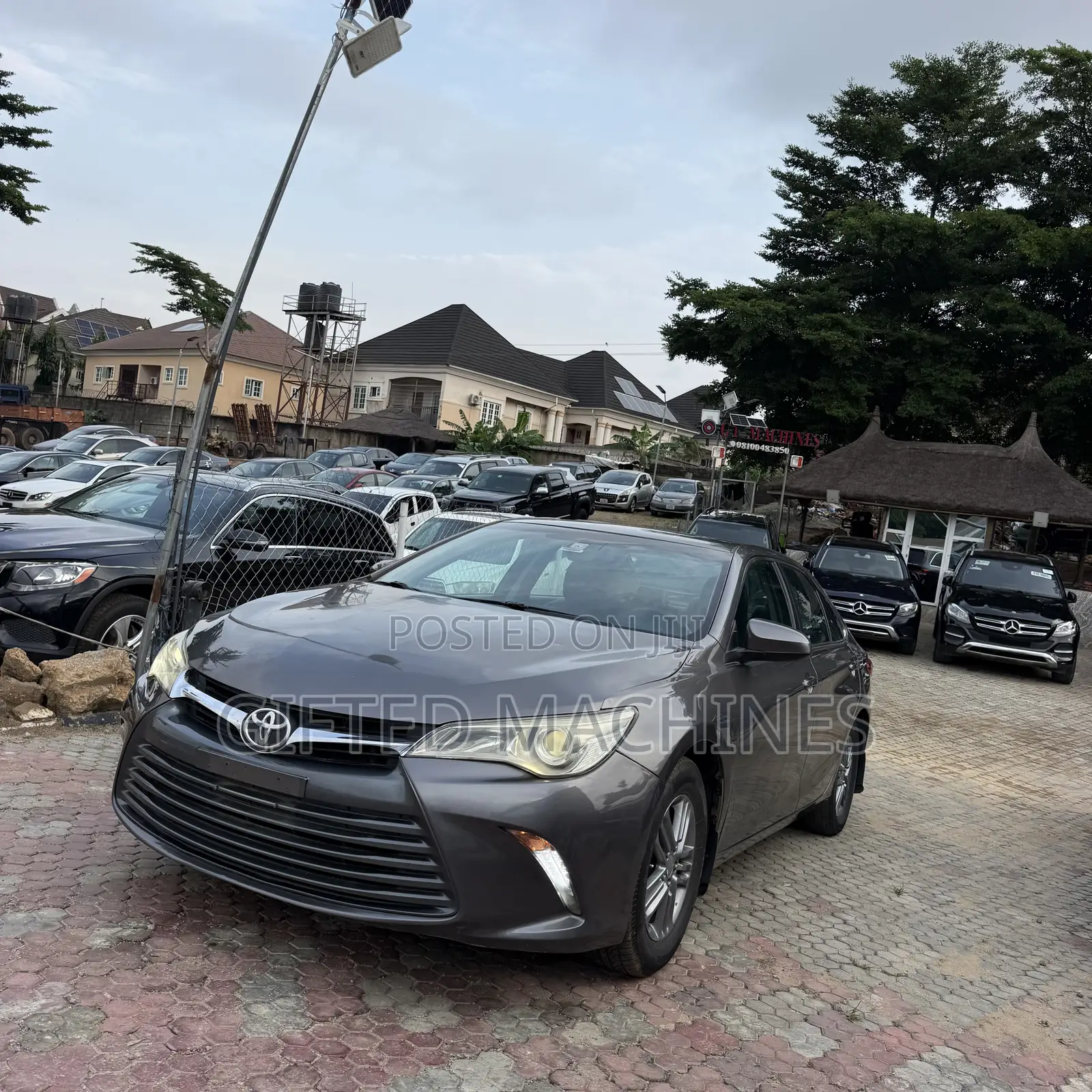 Toyota Camry 2016