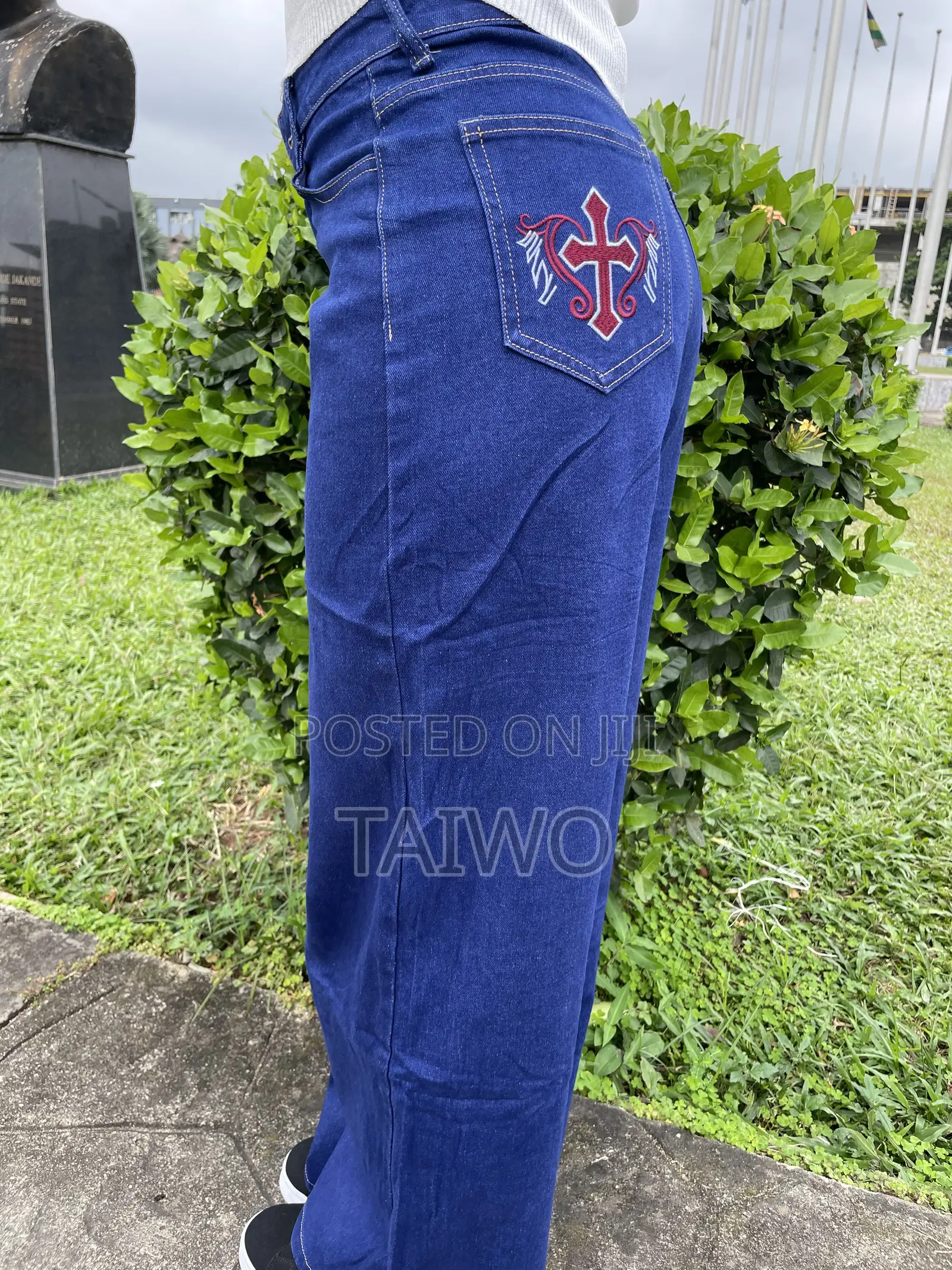 Straight Female Jeans(stretchy)