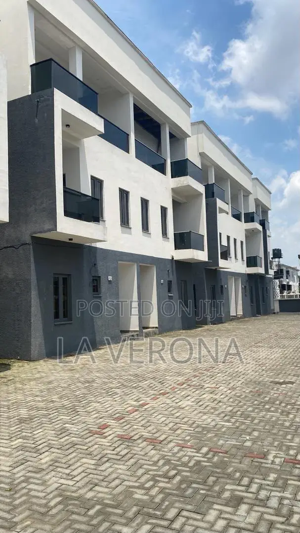 Furnished 4bdrm Townhouse / Terrace in Jahi for rent