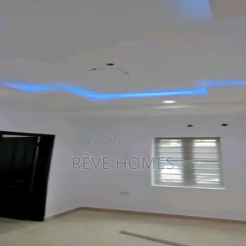 2bdrm Block of Flats in Pedro for rent