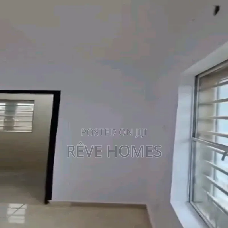 2bdrm Block of Flats in Pedro for rent