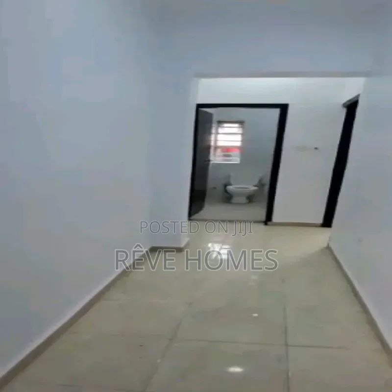 2bdrm Block of Flats in Pedro for rent