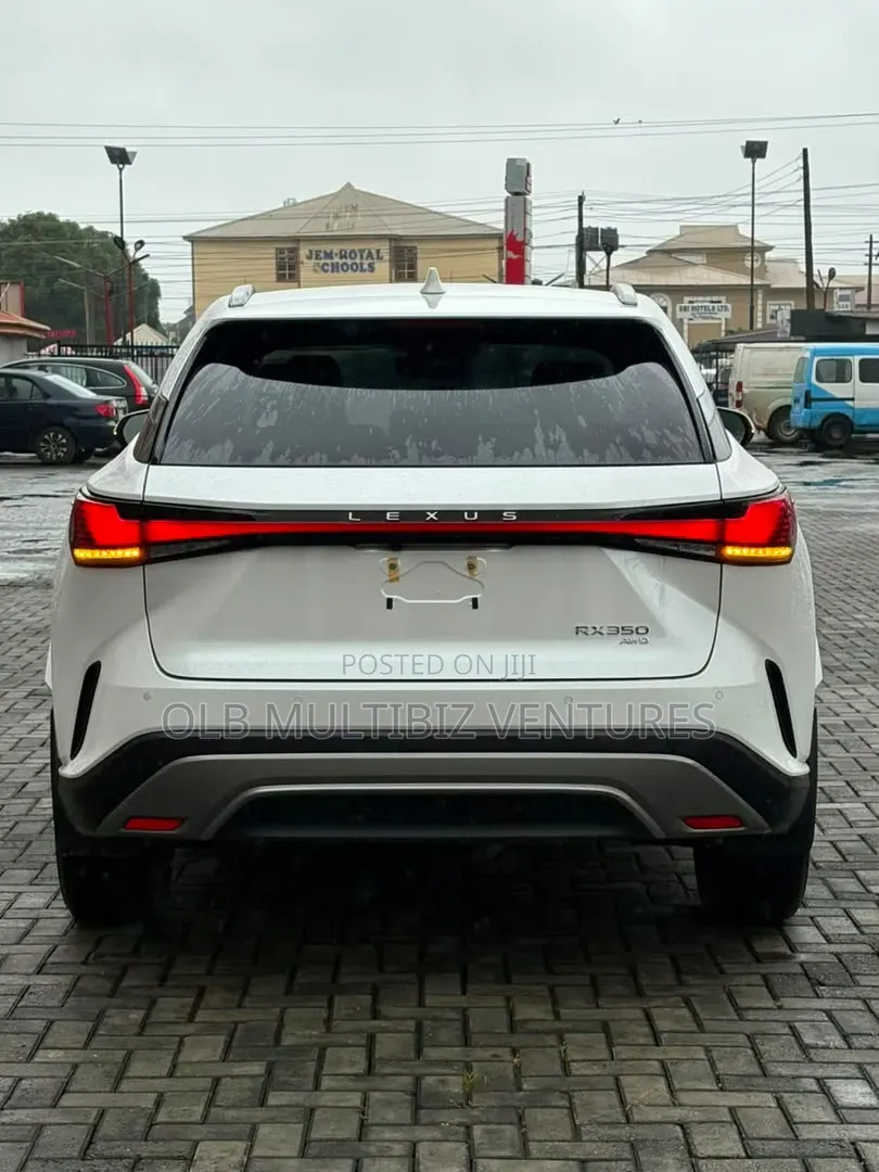 Lexus RX 2024 White