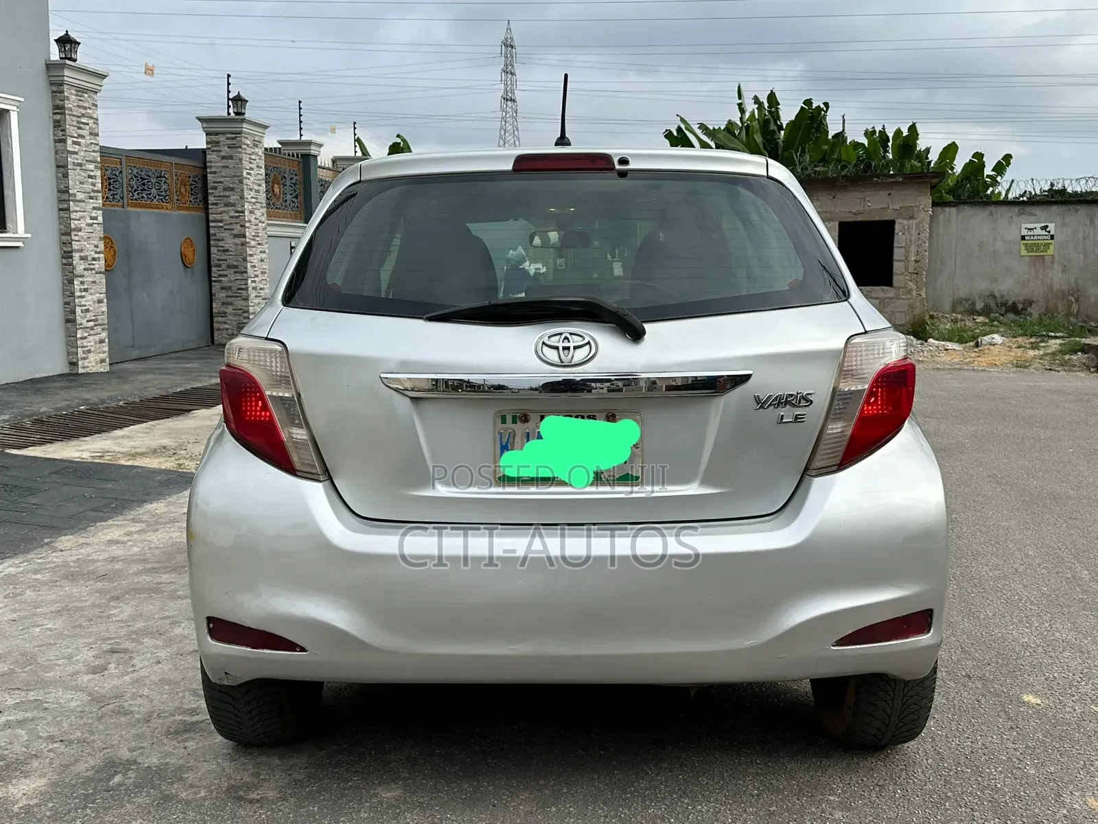 Toyota Yaris 2013 Silver