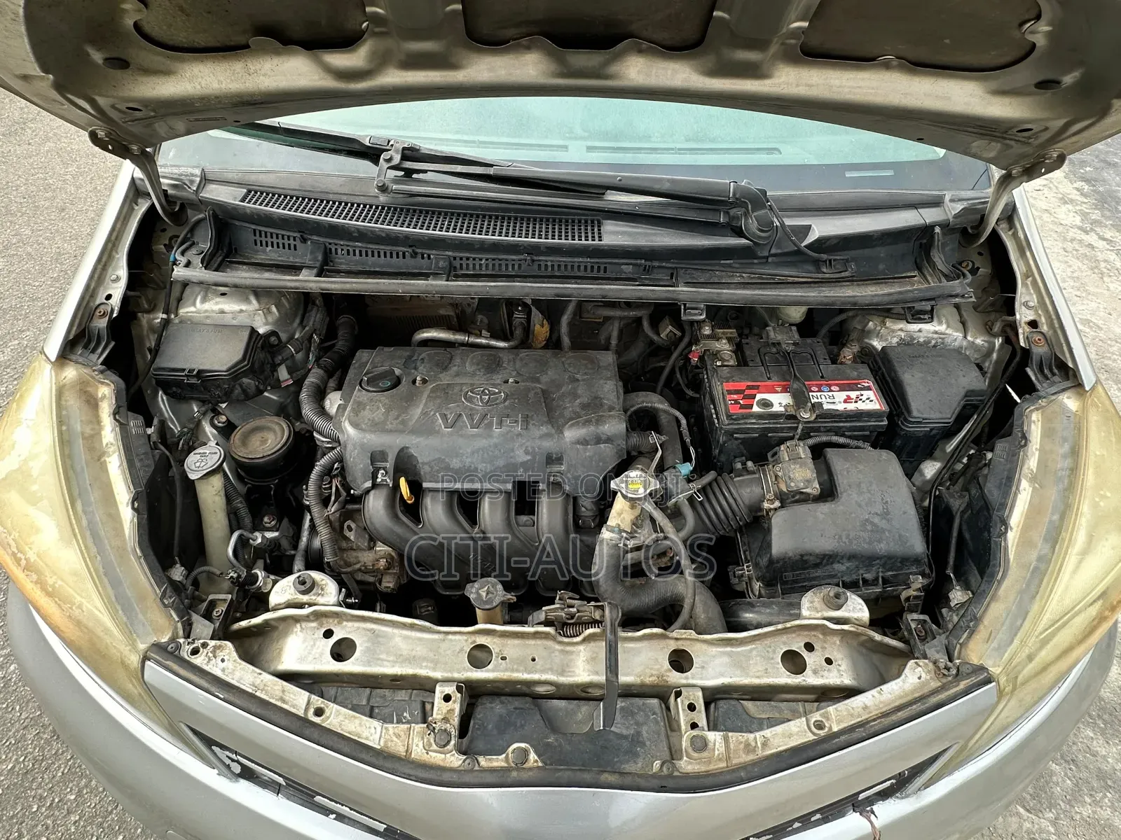 Toyota Yaris 2013 Silver
