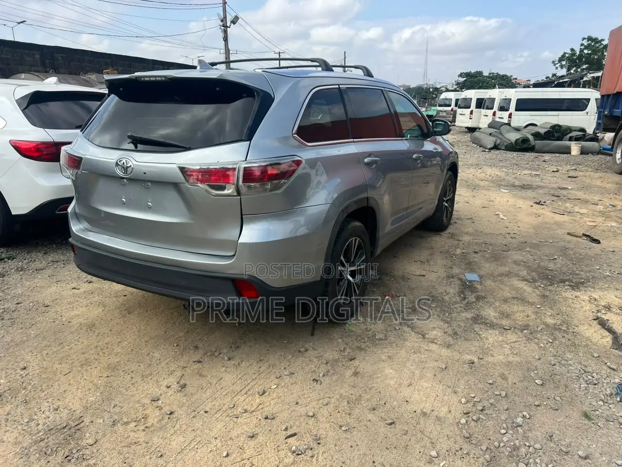 Toyota Highlander XLE 4dr SUV AWD (3.5L 6cyl 6A) 2014 Silver