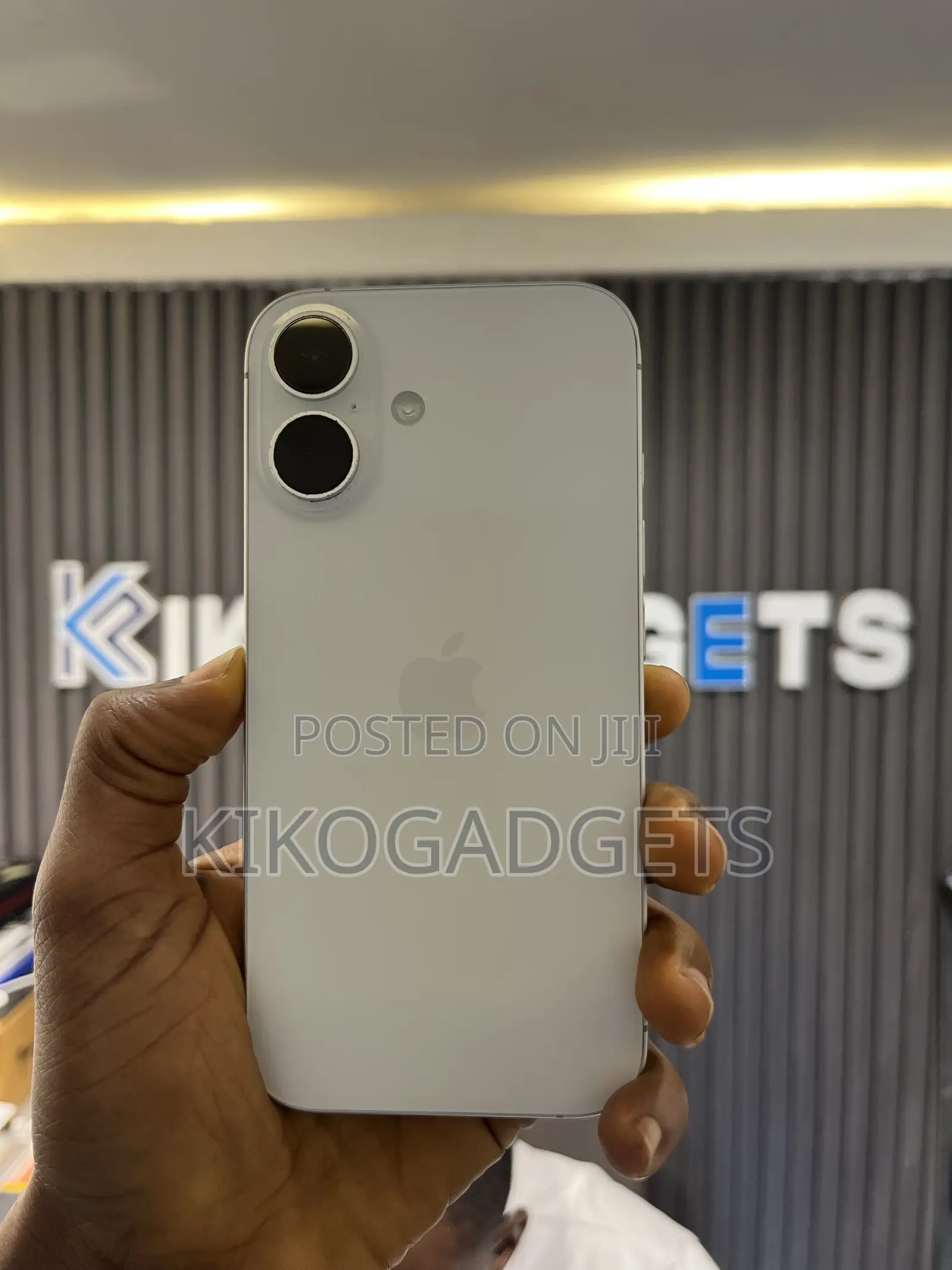Apple iPhone 16 256 GB White