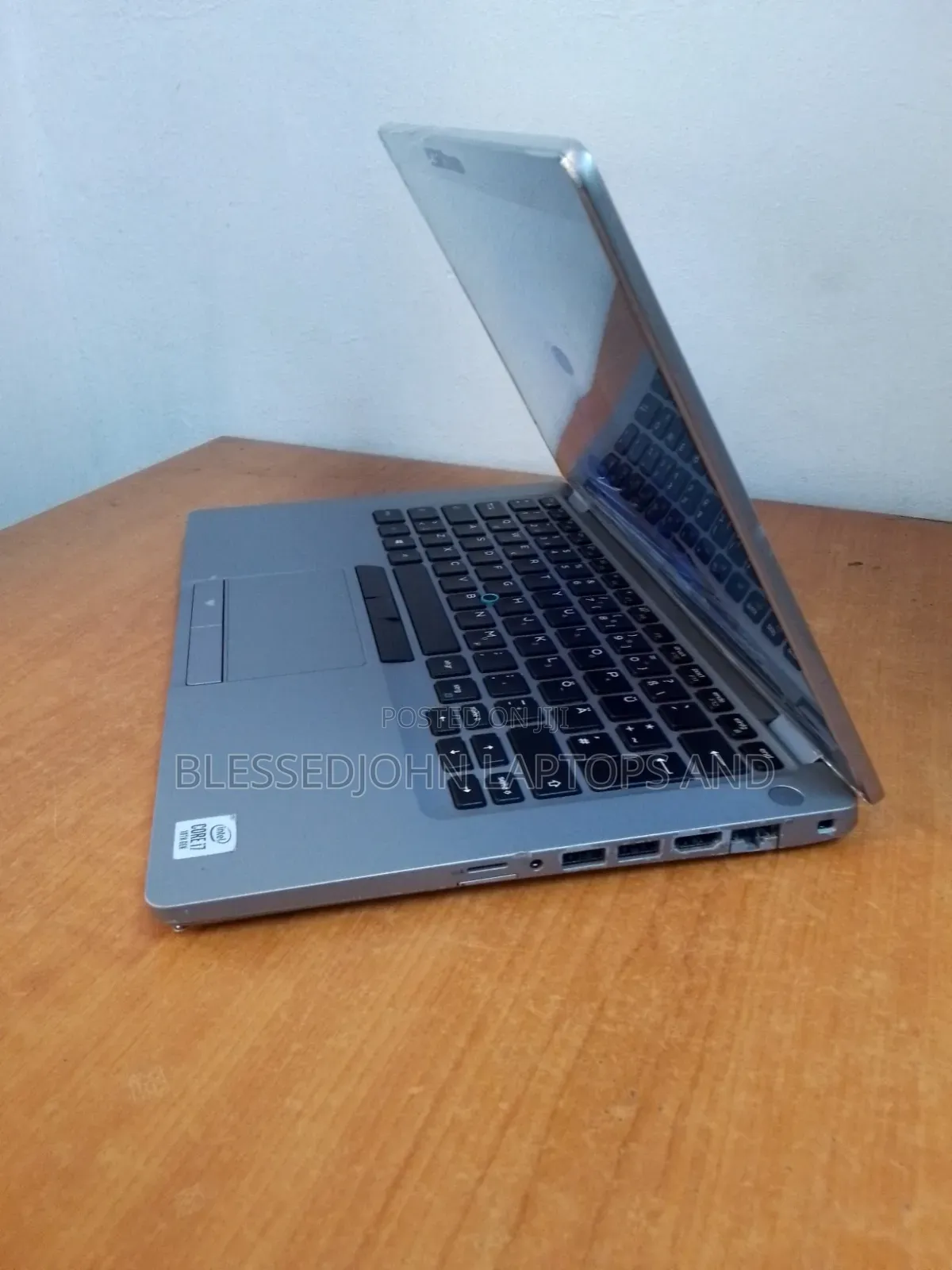 Laptop Dell Latitude 5410 8GB Intel Core i7 SSD 256GB