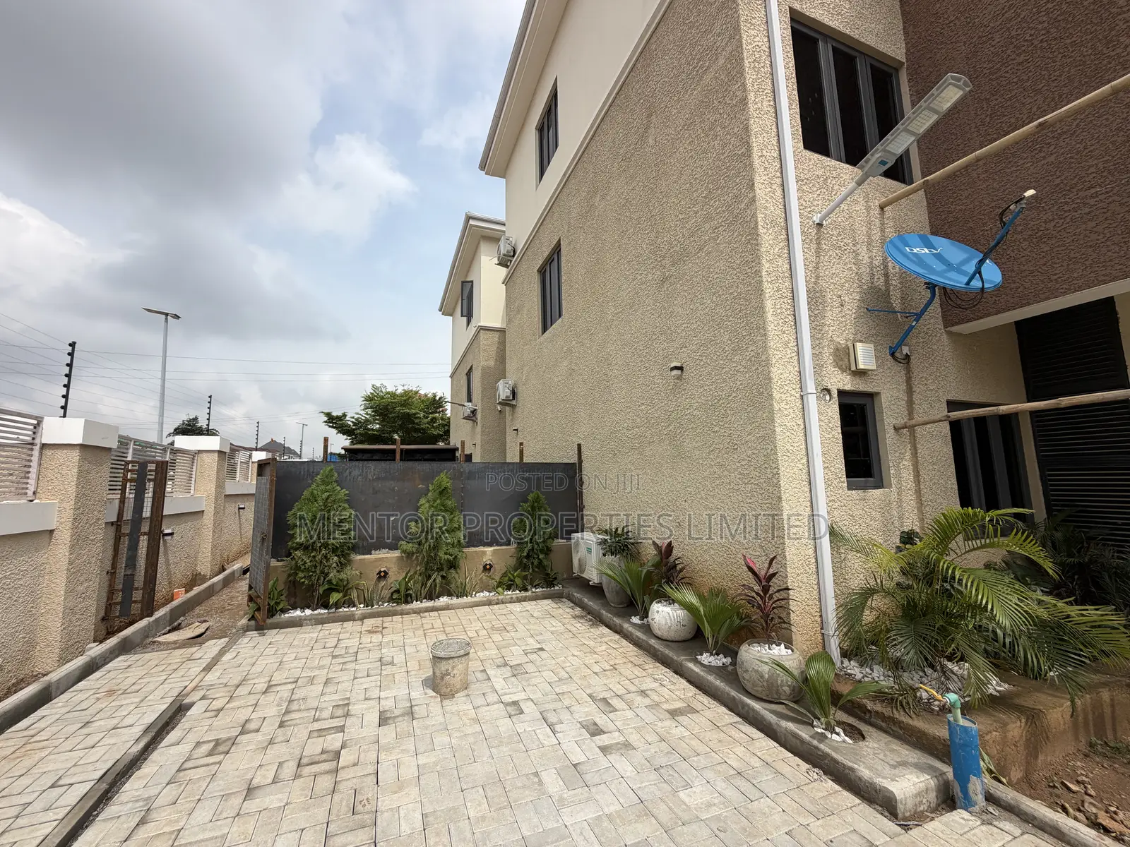 Furnished 4bdrm Duplex in Mentor Properties, Katampe Extension for rent