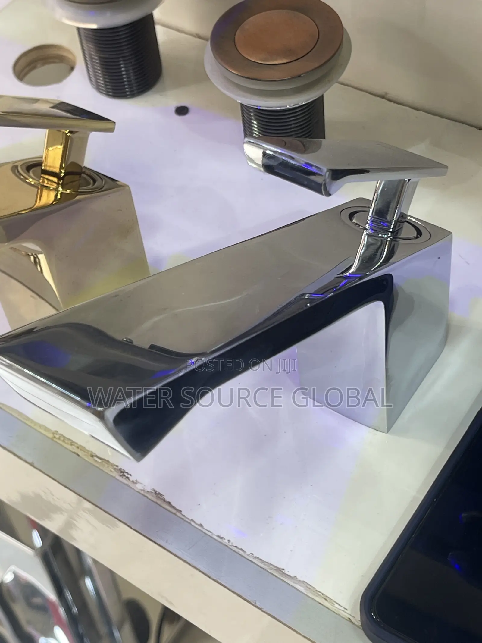 Luxury Hot Cold Basin Mixer Tap