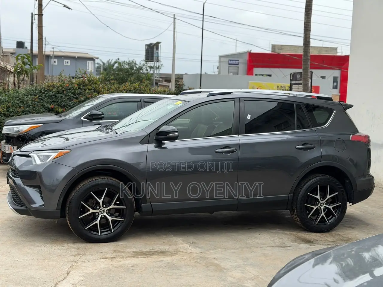 Toyota RAV4 SE AWD (2.5L 4cyl 6A) 2016 Gray
