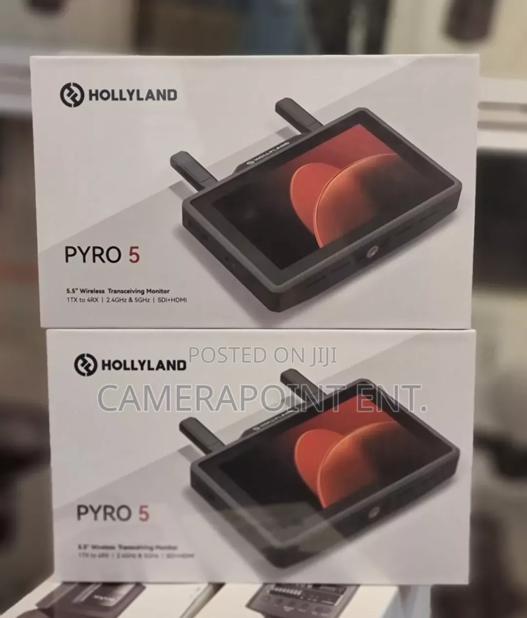 Hollyland PYRO5 Wireless Video Transmitter.