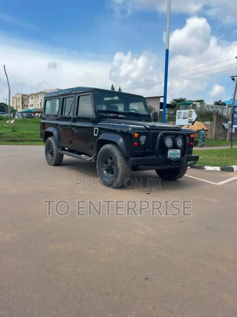 Land Rover Defender 2005 Black