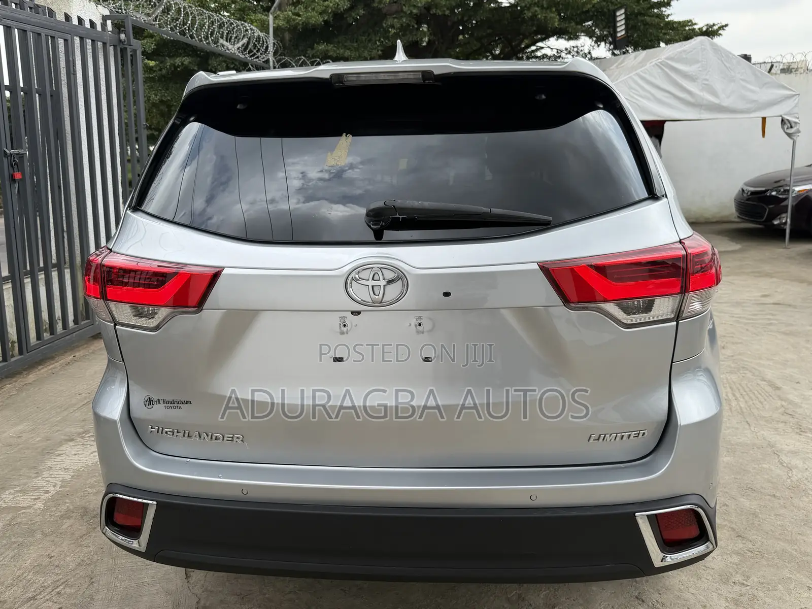 Toyota Highlander Limited Platinum 4x4 V6 (3.5L 6cyl 8A) 2017 Silver