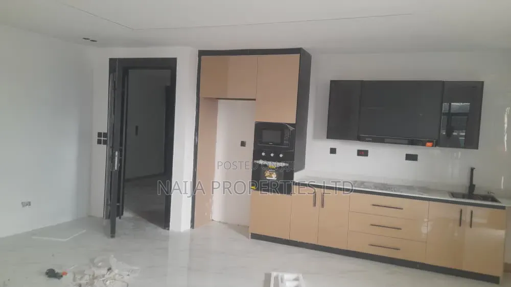 2bdrm Apartment in Ikate-Elegushi for rent