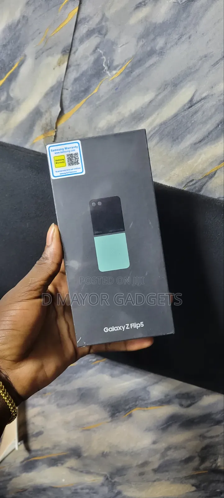 New Samsung Galaxy Z Flip 5 256 GB